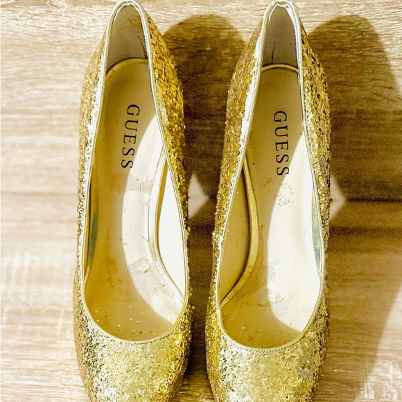 Guess Size 8 Gold Glitter Heels - Picture 2 of 2